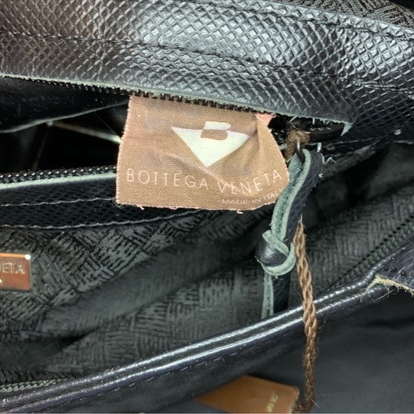 Bottega Veneta Tote w/mirror + authenticity card - Picture 11 of 15